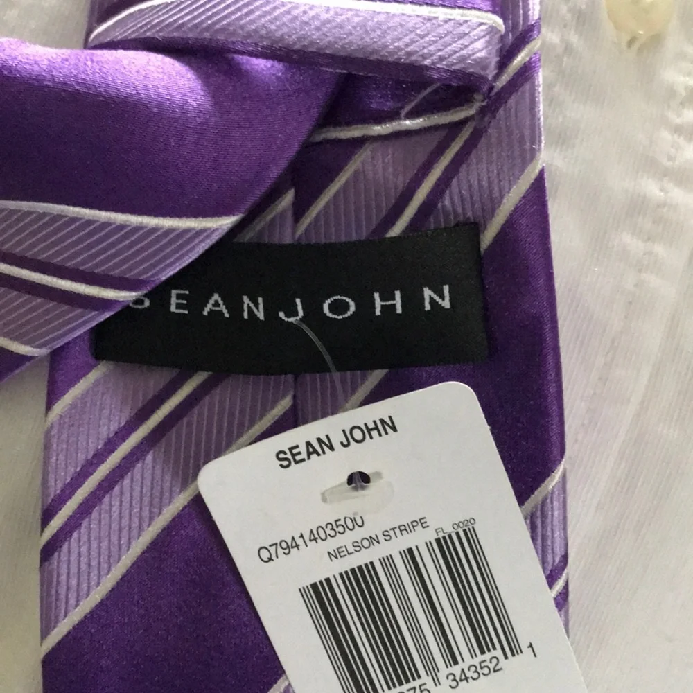 Sean John men’s purple stripe tie